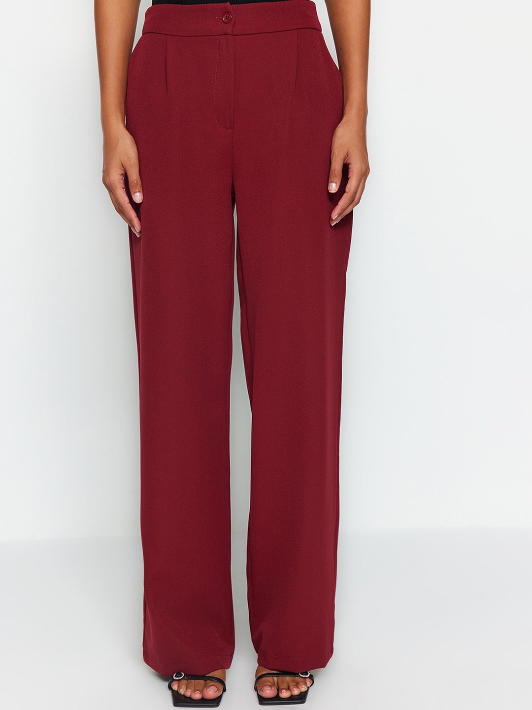 

Trendyol Women Mid-Rise Pleated Straight Fit Cotton Parallel Trousers, Maroon
