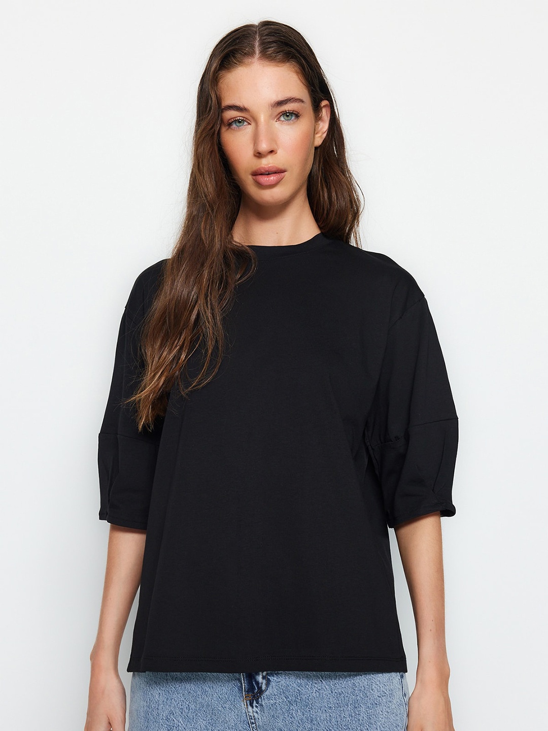 

Trendyol High Neck Drop-Shoulder Pure Coton T-shirt, Black