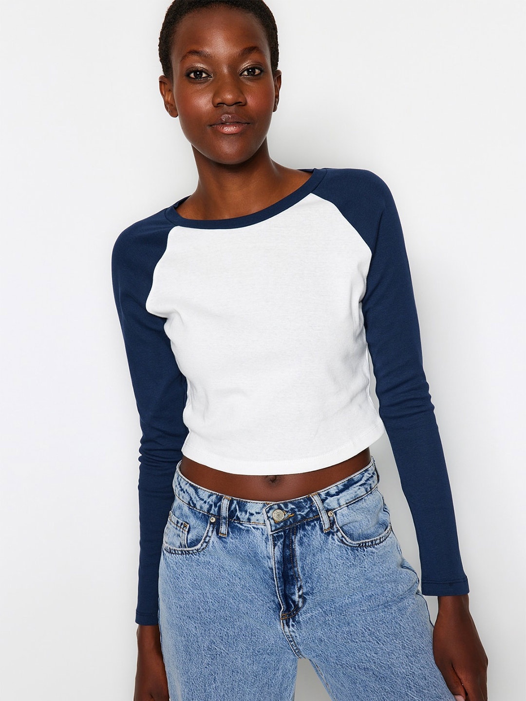 

Trendyol Raglan Sleeved Pure Cotton T-shirt, White