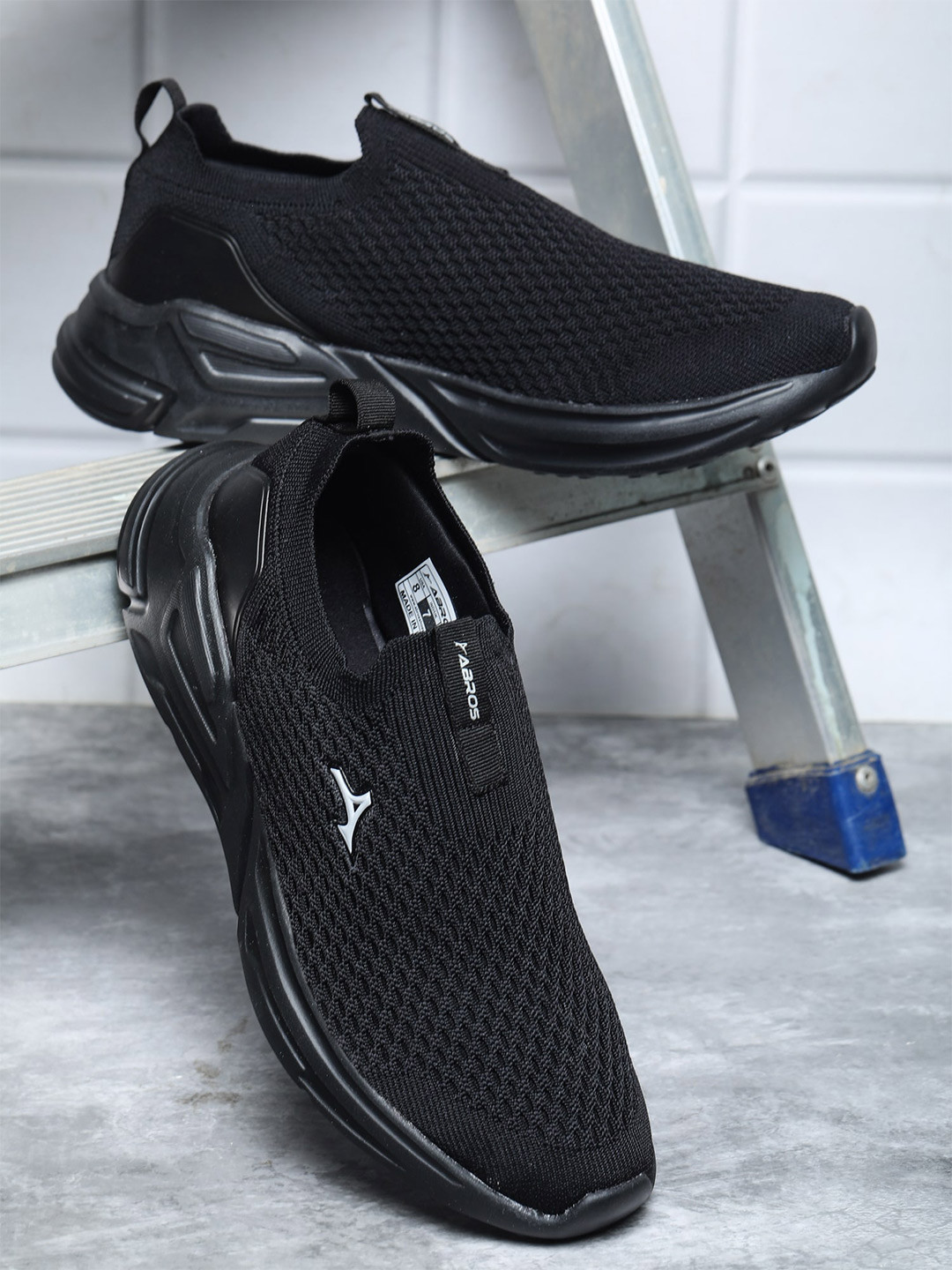 

ABROS Men Kyant Running Sports Shoes, Black