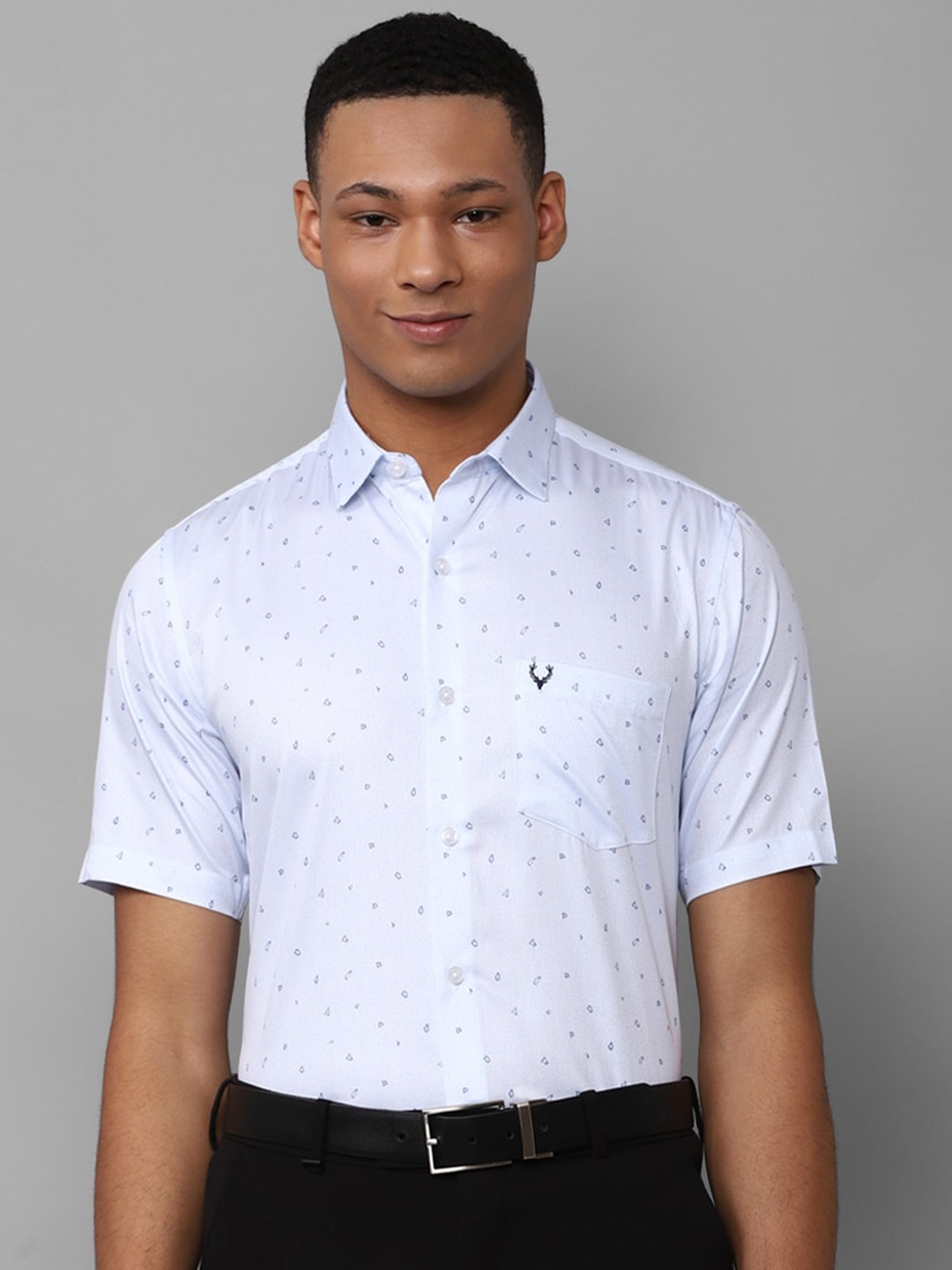 

Allen Solly Slim Fit Conversational Printed Pure Cotton Formal Shirt, Blue