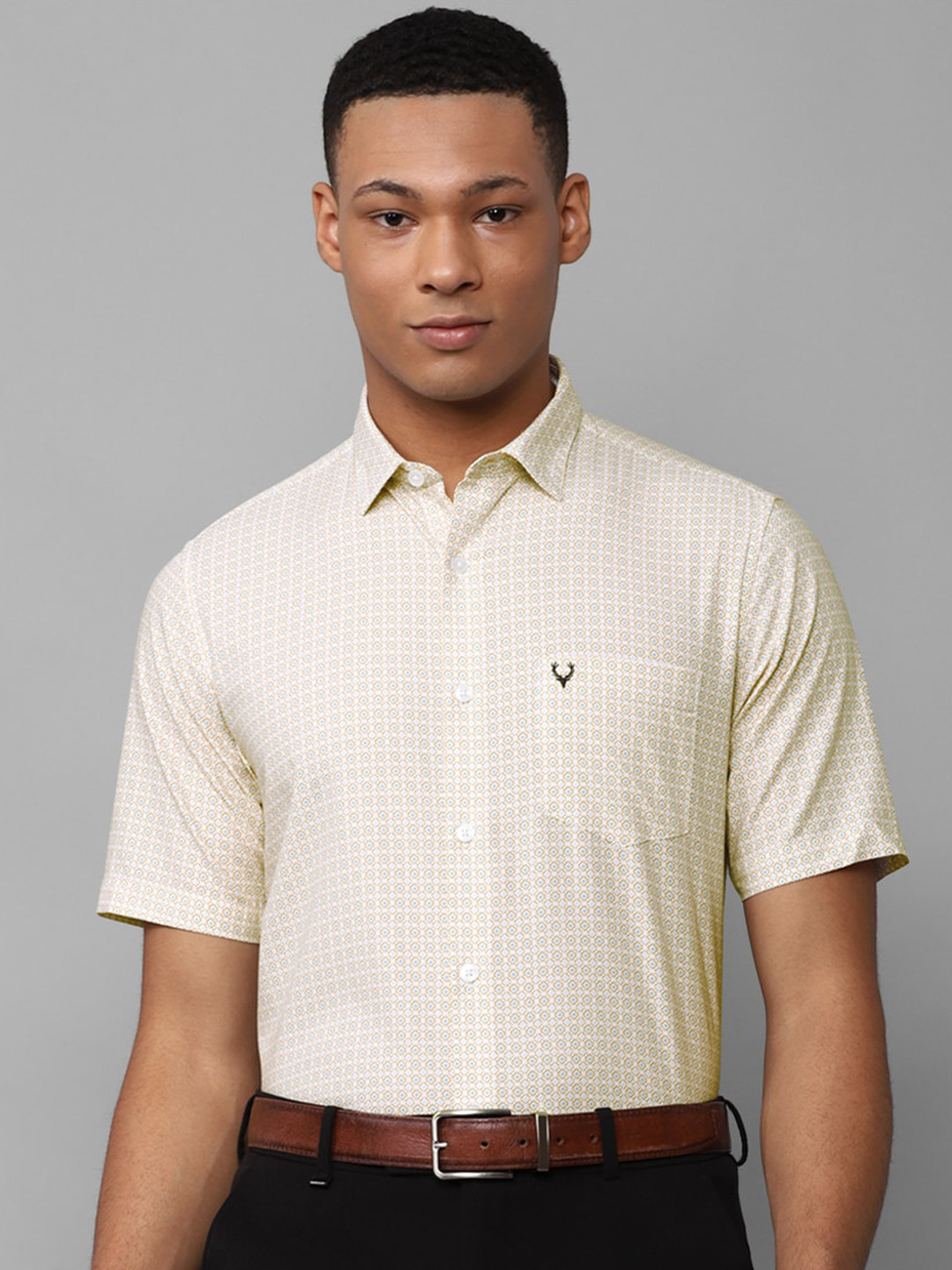 

Allen Solly Slim Fit Geometric Printed Pure Cotton Formal Shirt, Beige