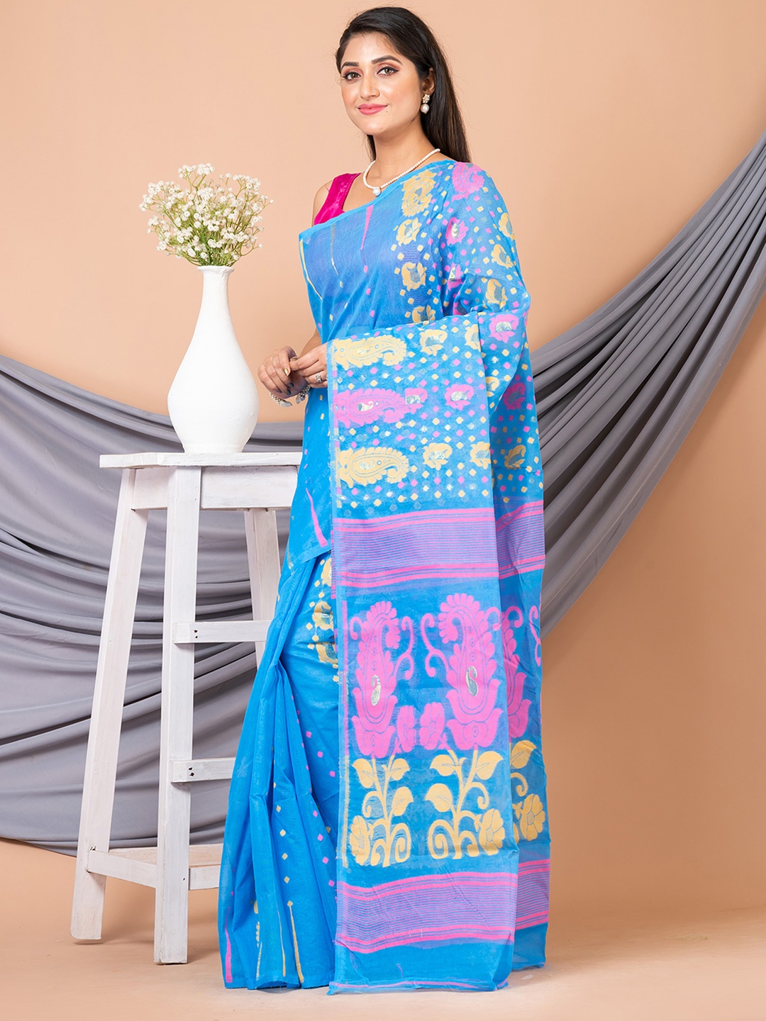 

Laa Calcutta Ethnic Motifs Woven Design Pure Cotton Jamdani Saree, Blue