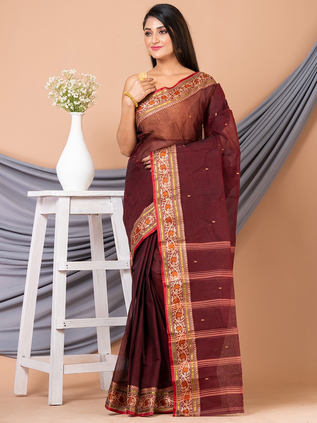 

Laa Calcutta Ethnic Motifs Woven Design Zari Pure Cotton Taant Saree, Maroon