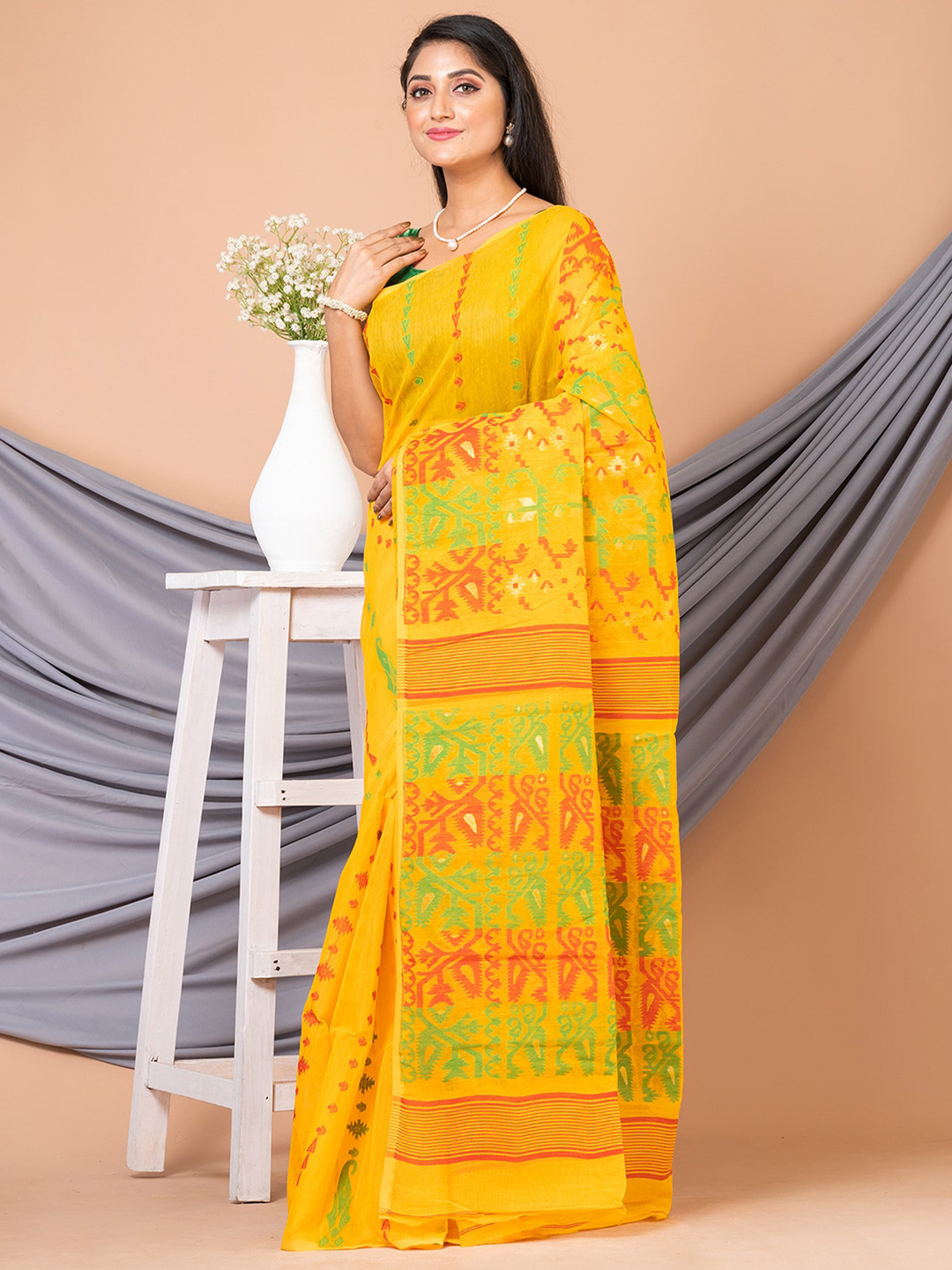

Laa Calcutta Ethnic Motifs Woven Design Pure Cotton Jamdani Saree, Yellow