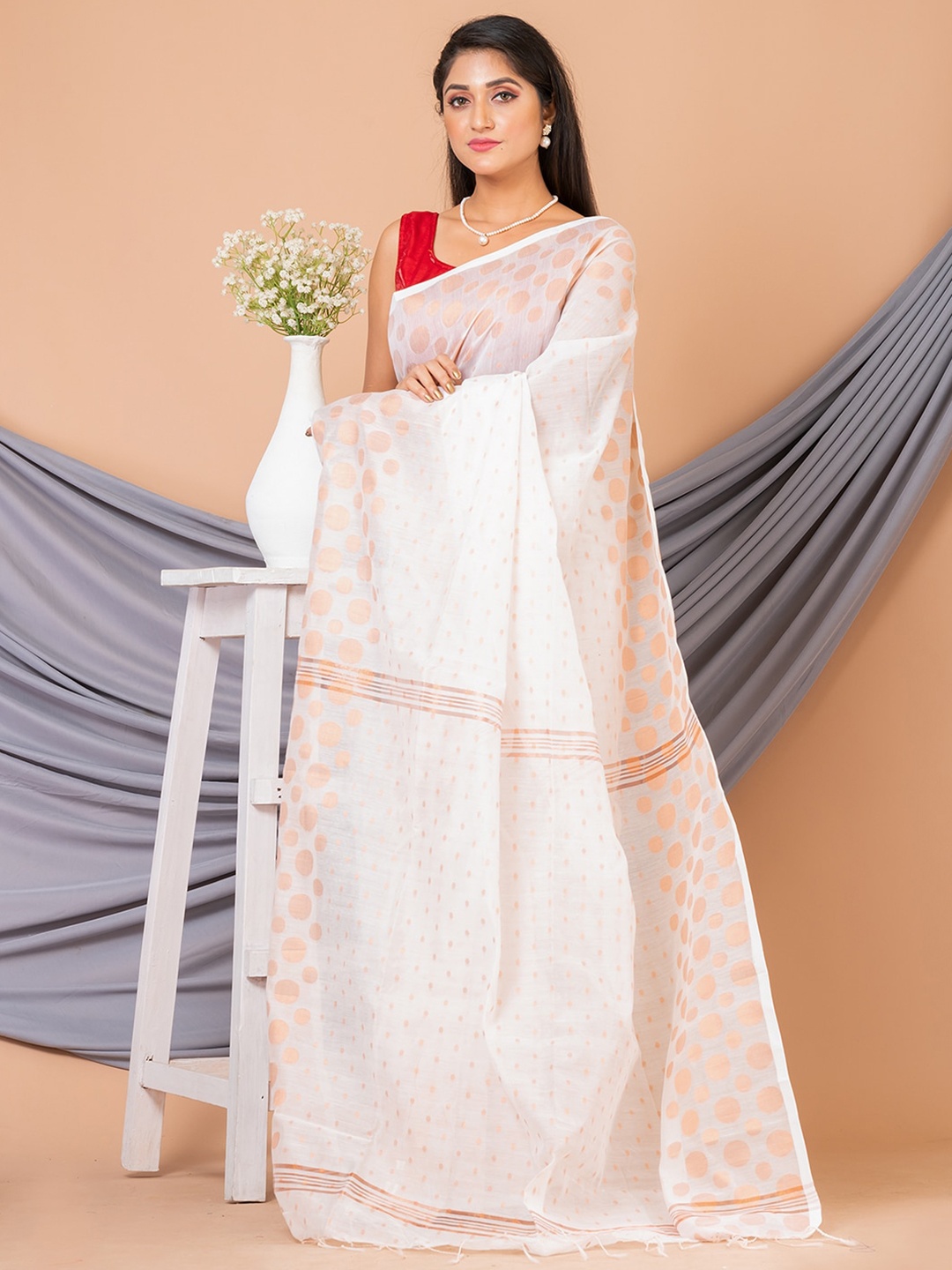 

Laa Calcutta Polka Dot Silk Blend Saree, White