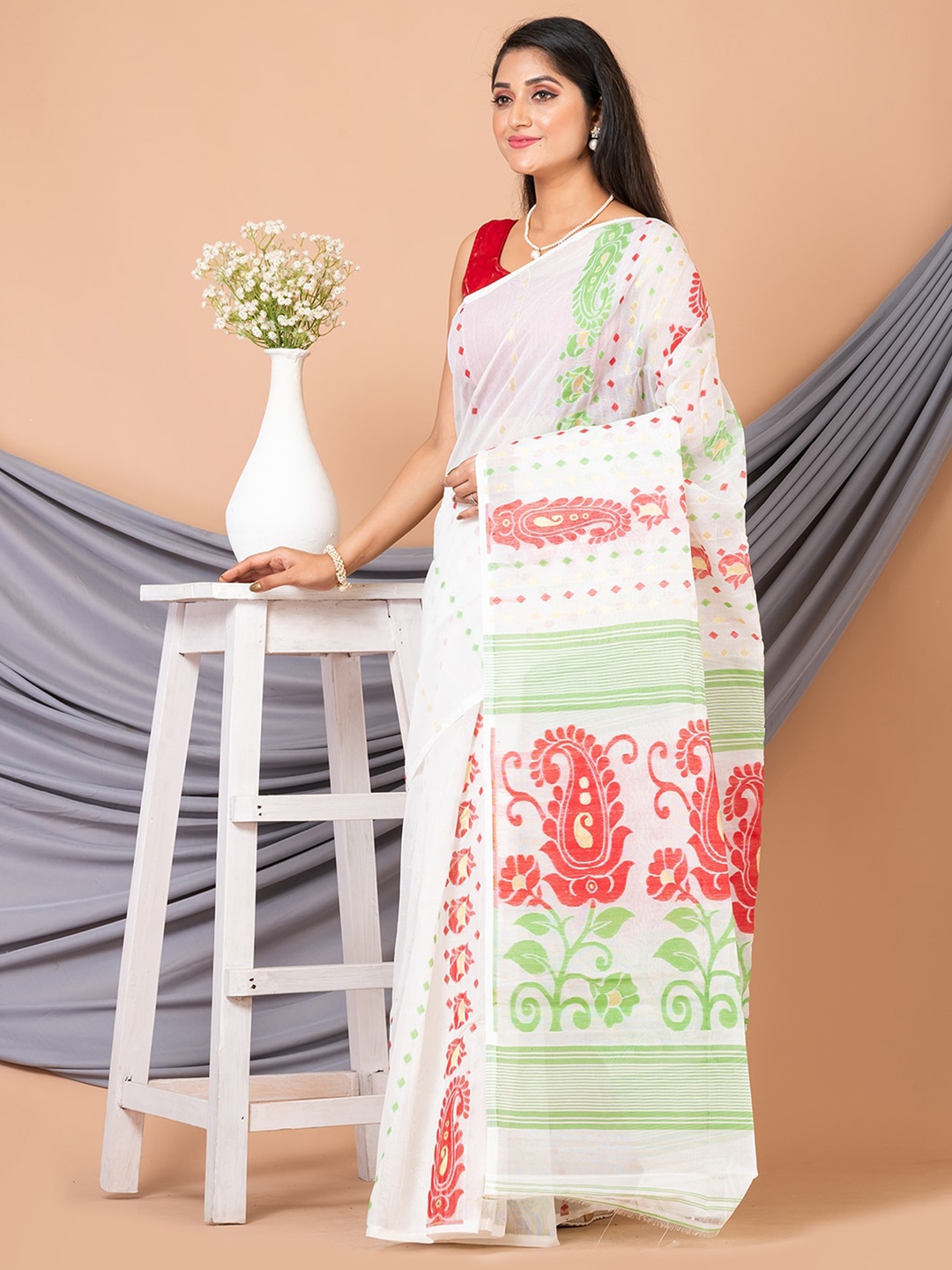 

Laa Calcutta Ethnic Woven Design Pure Cotton Jamdani Saree, White