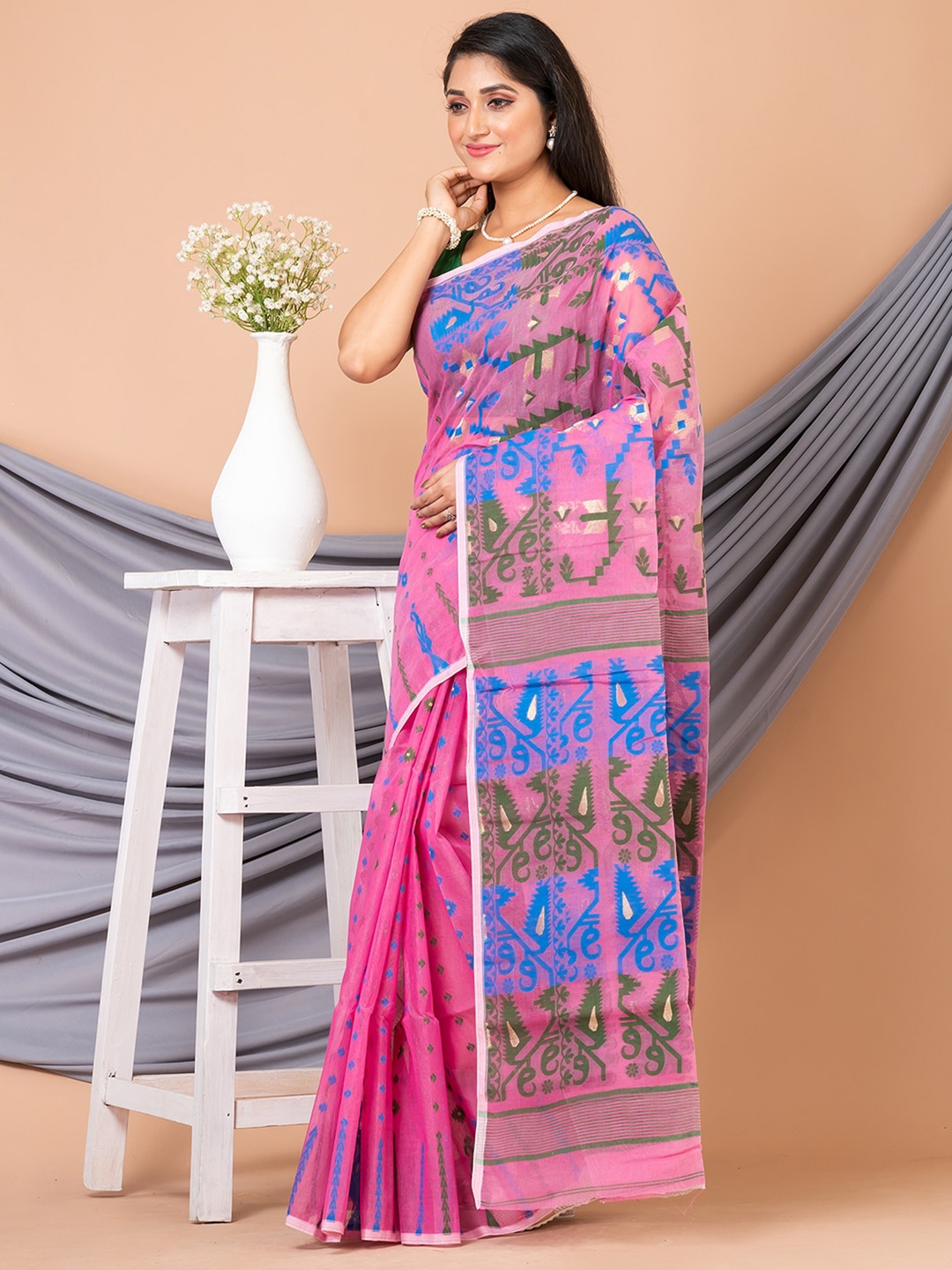 

Laa Calcutta Ethnic Woven Design Pure Cotton Jamdani Saree, Pink