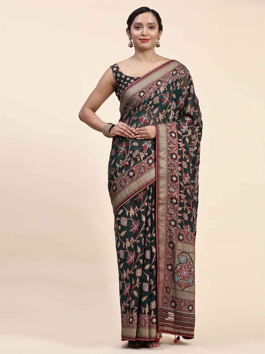 

Phenav Floral Printed Pure Silk Patola Saree, Green