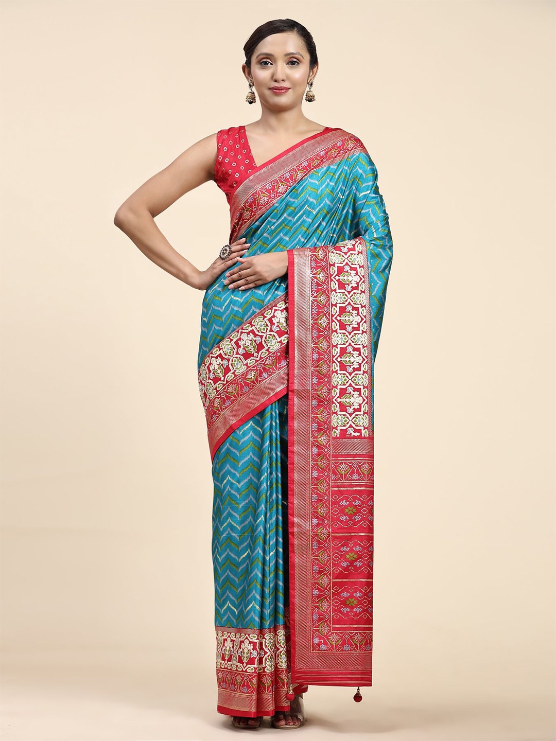 

Phenav Geometric Printed Zari Pure Silk Patola Saree, Blue