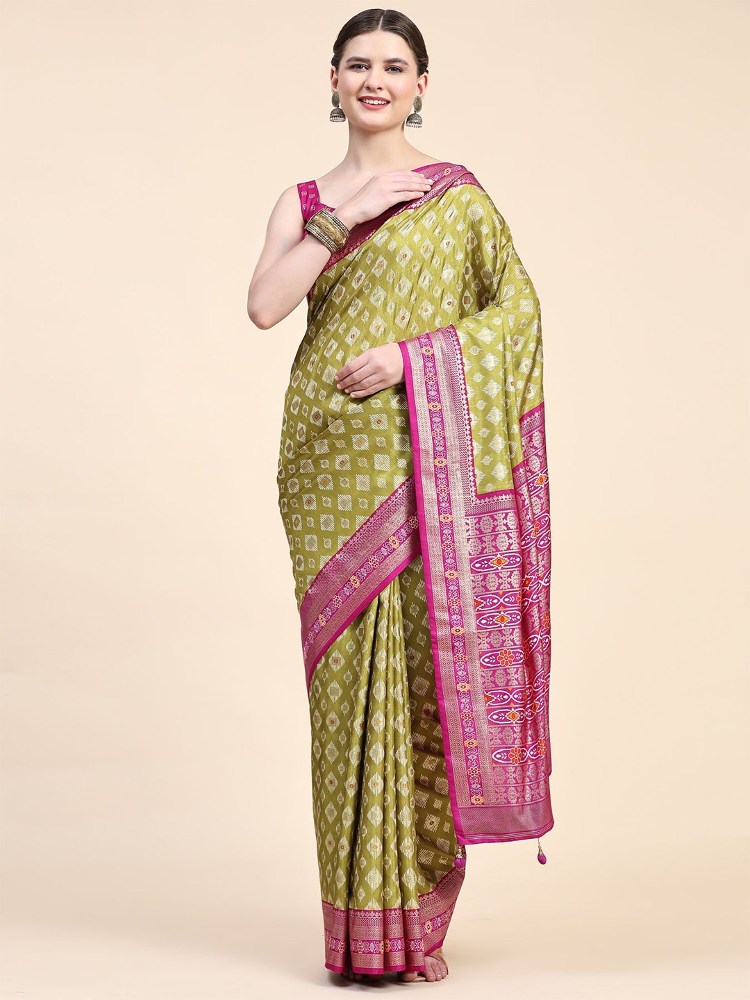 

Phenav Ethnic Motifs Printed Pure Silk Patola Saree, Green