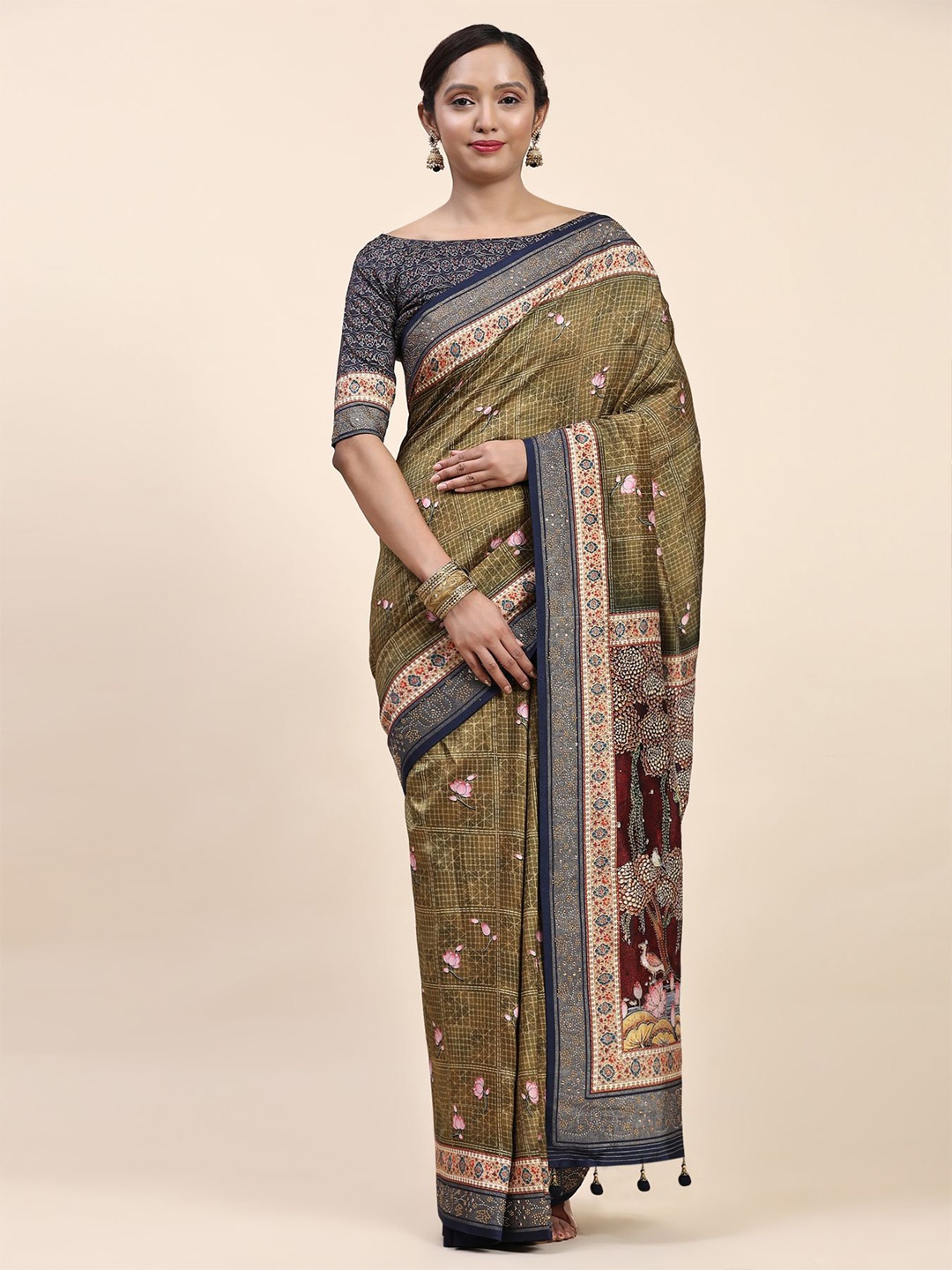 

Phenav Ethnic Motifs Printed Beads and Stones Pure Silk Patola Saree, Green