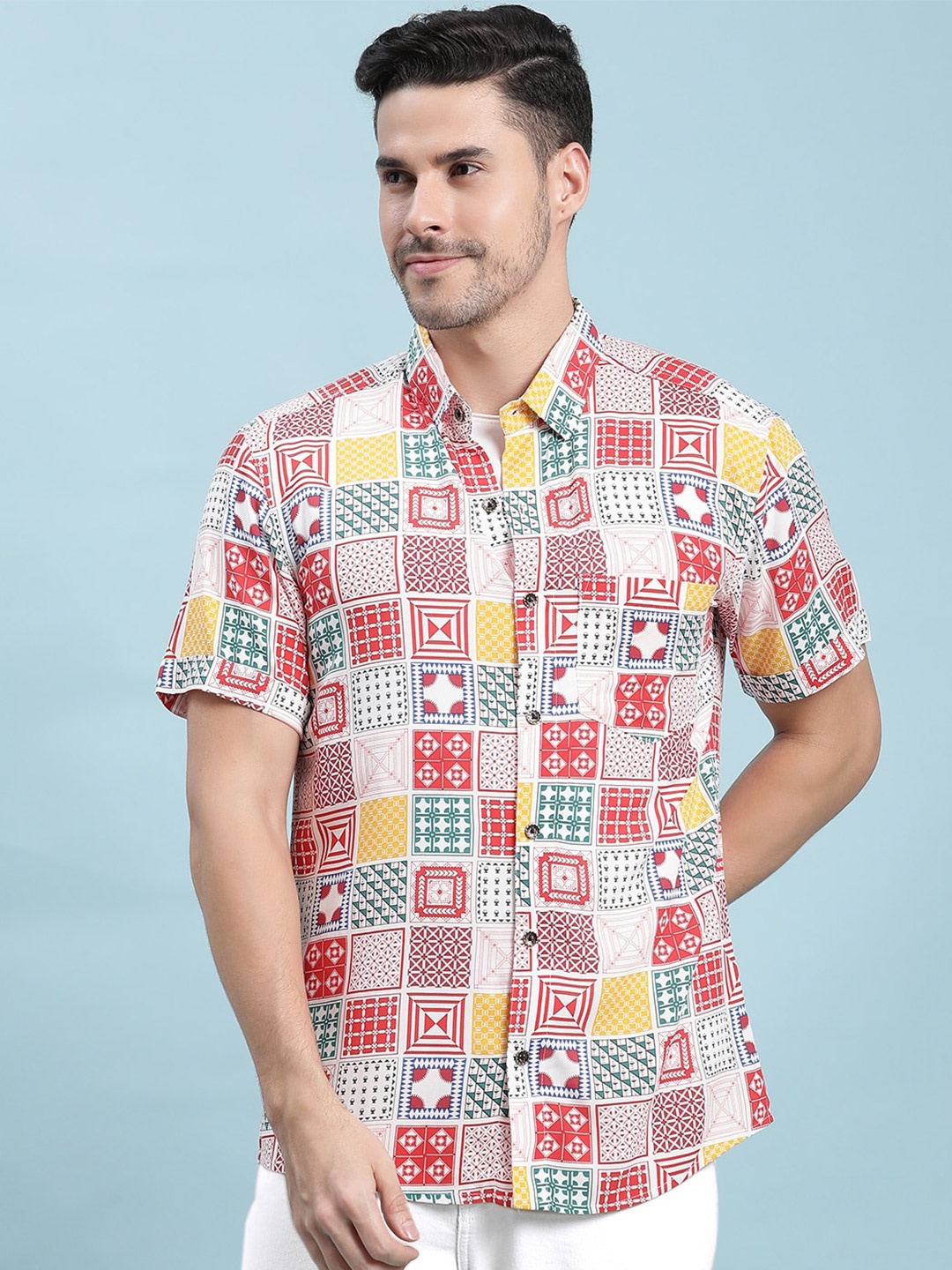 

Stuffie Land Geometric Printed Cotton Casual Shirt, White