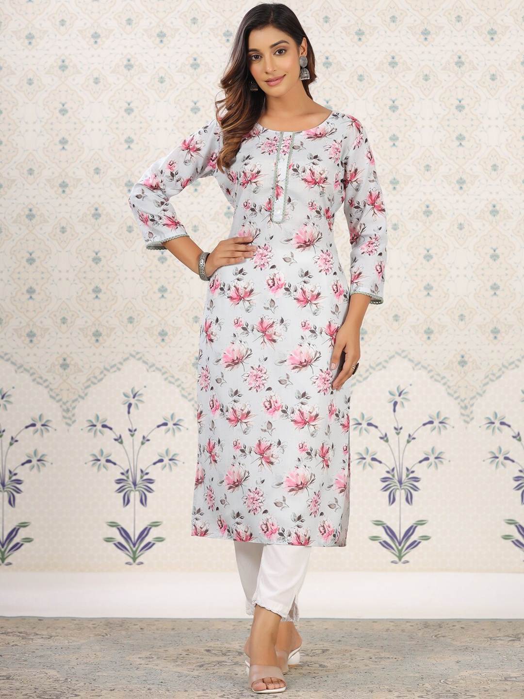 

Ode by House of Pataudi Floral Printed Beads & Stones Pure Linen Kurta, White