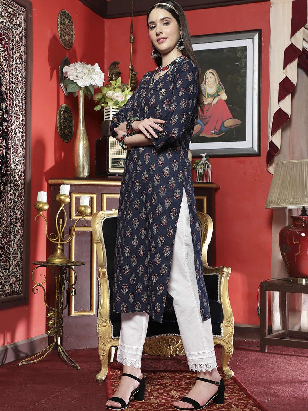 

Sangria Ethnic Motifs Printed Cotton Straight Kurta, Blue