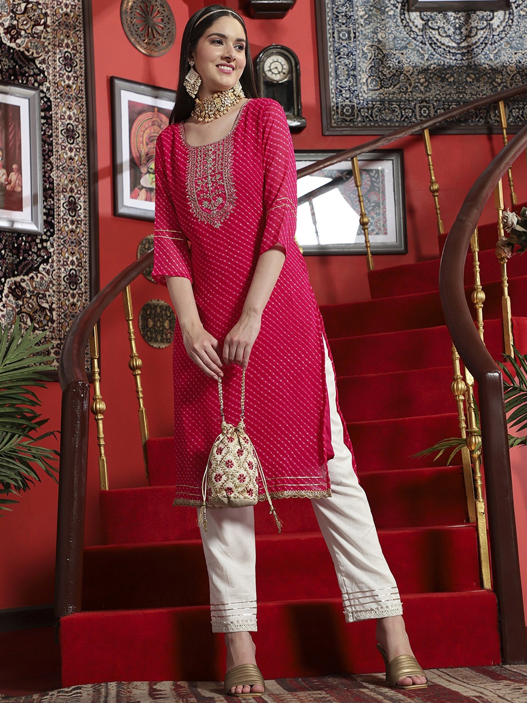 

Sangria Printed Sequinned Georgette Straight Kurta, Pink