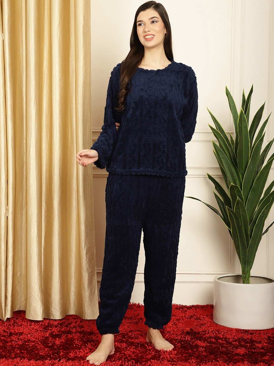 

TAG 7 Self Design Round Neck Fur Nightsuit, Navy blue