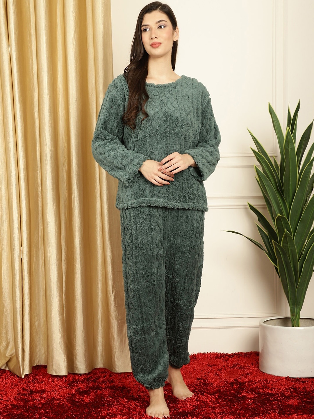 

TAG 7 Women Green Self Design Solid Woolen Fur Night Suit