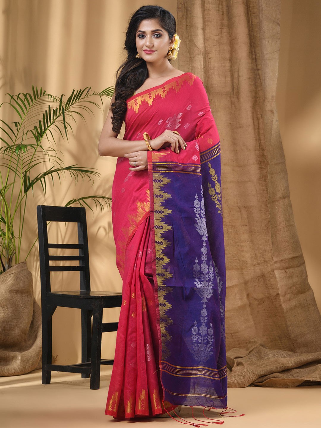 

DESH BIDESH Ethnic Motifs Woven Design Silk Cotton Taant Saree, Pink