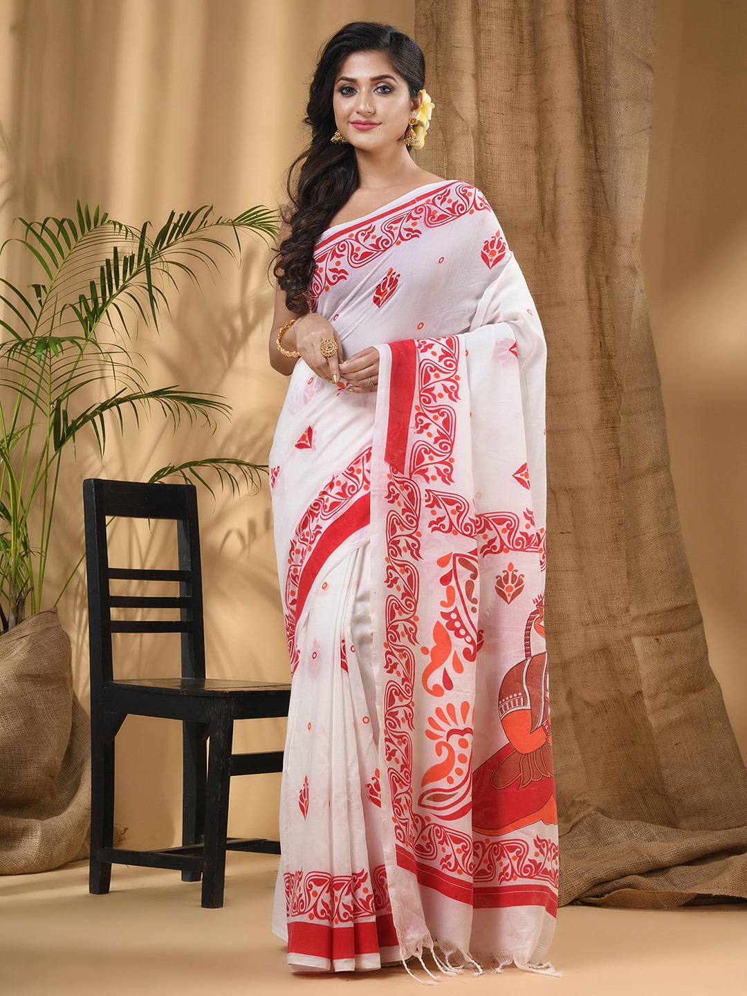 

DESH BIDESH Ethnic Motifs Printed Pure Cotton Block Print Saree, White