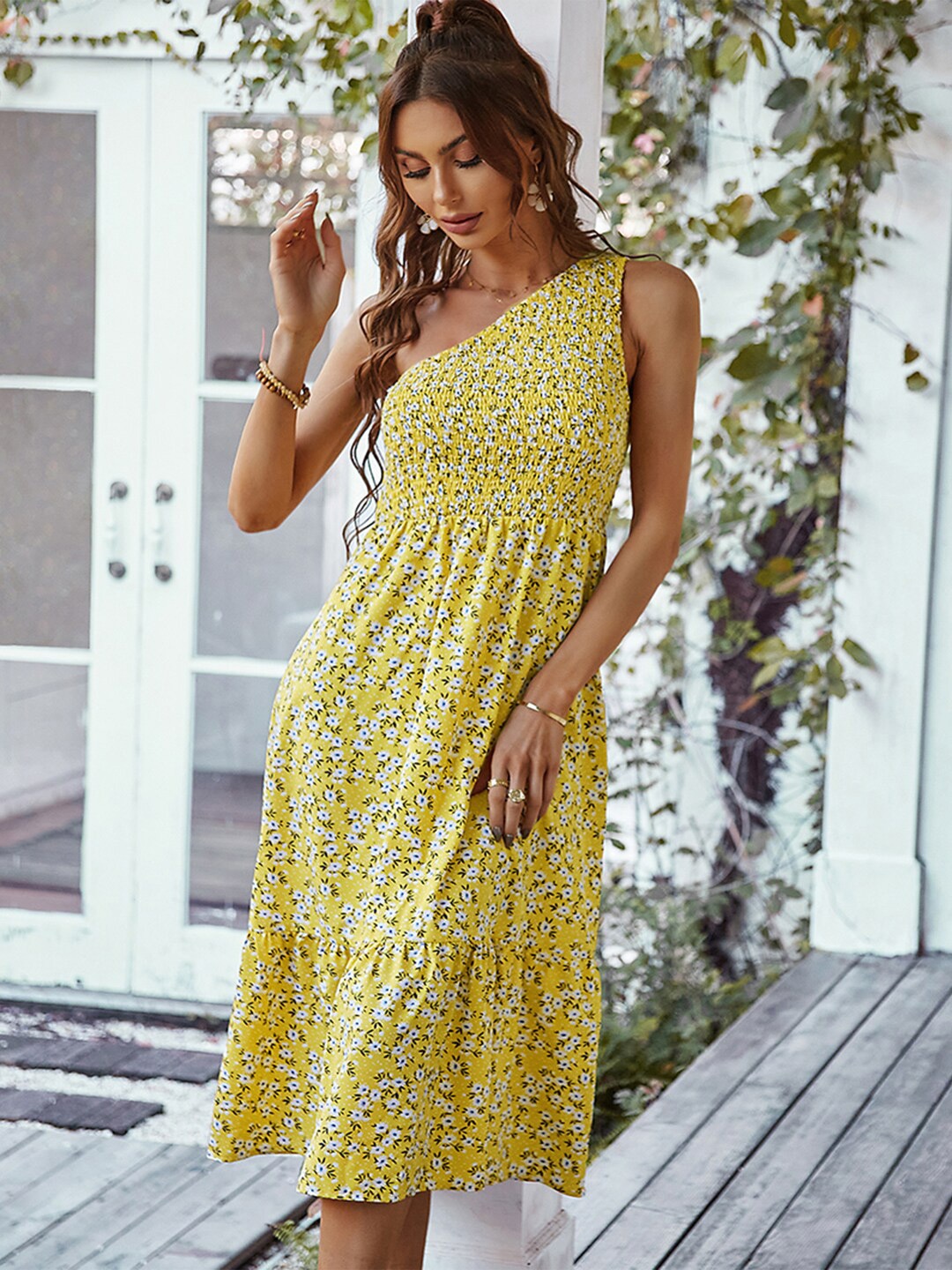 

StyleCast Yellow Floral Printed One Shoulder A-Line Midi Dress