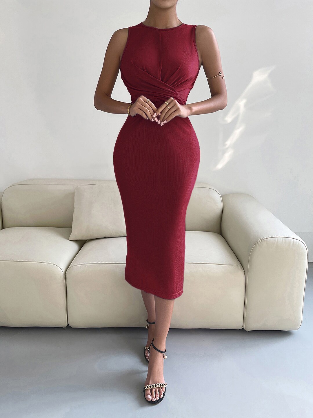 

StyleCast Red Round Neck Sheath Midi Dress