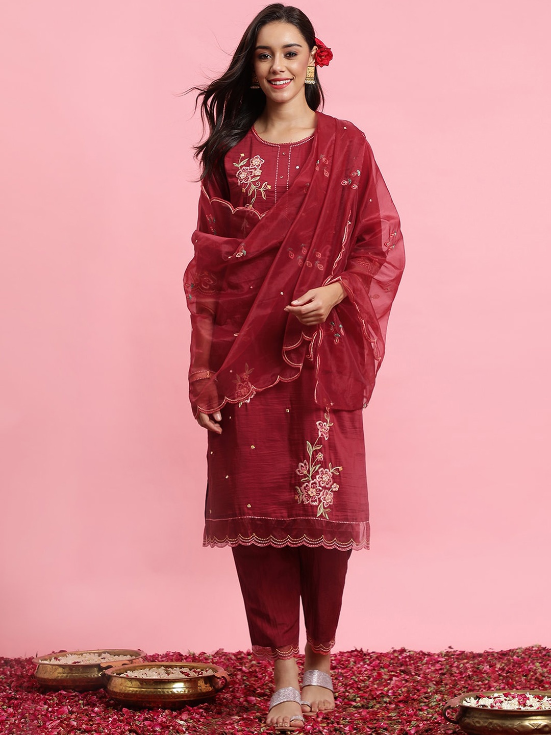 

Indo Era Floral Embroidered Regular Kurta with Trousers & With Dupatta, Maroon