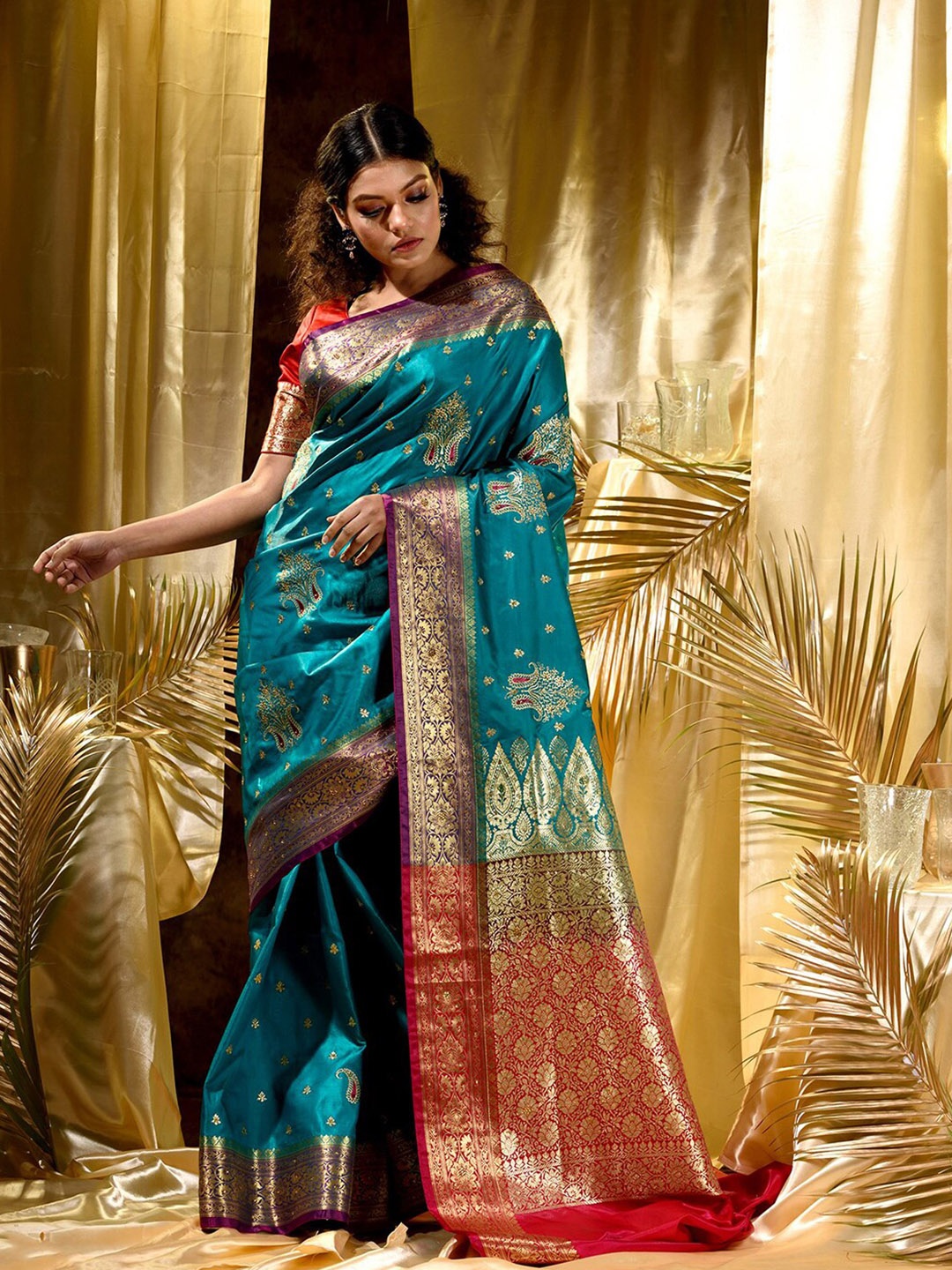 

HOUSE OF BEGUM Ethnic Motifs Woven Design Zari Satin Banarasi Saree, Green