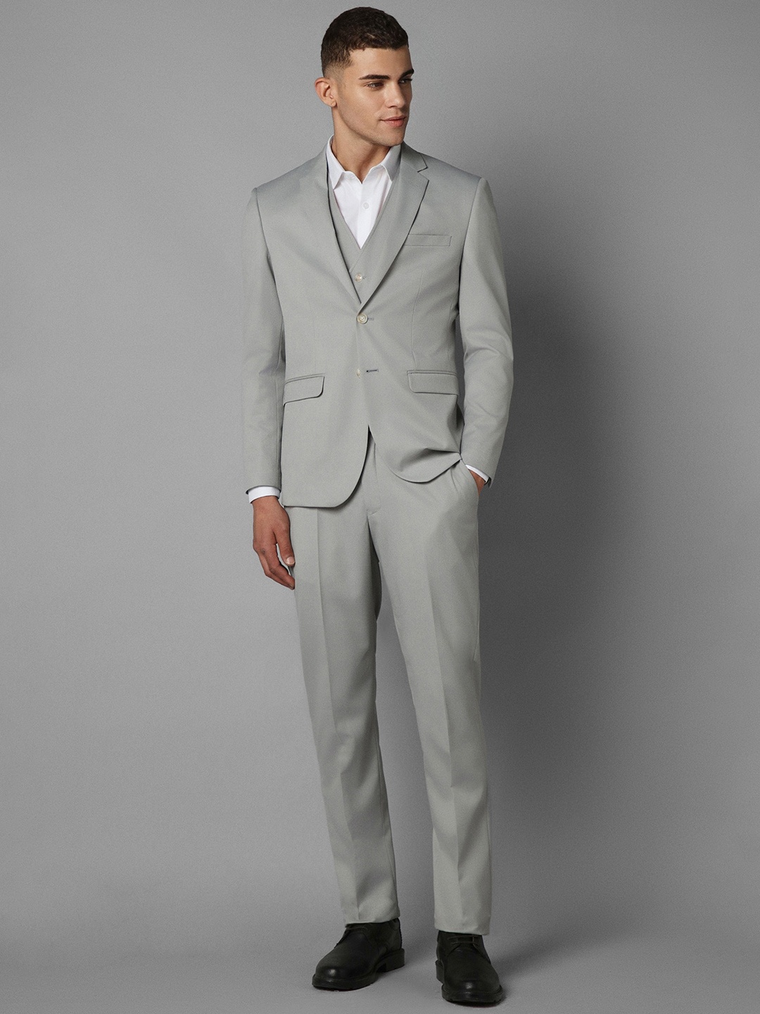 

Allen Solly Slim-Fit Single-Breasted Three-Piece Formal Suit, Grey