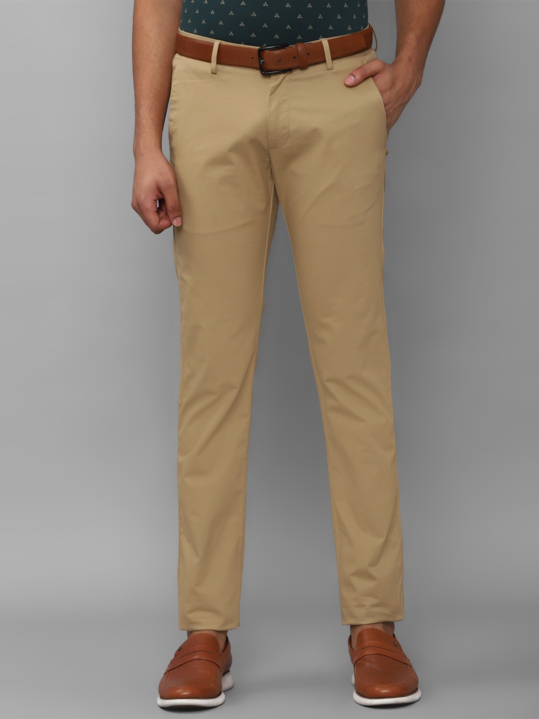 

Allen Solly Men Slim Fit Smart Trousers, Khaki