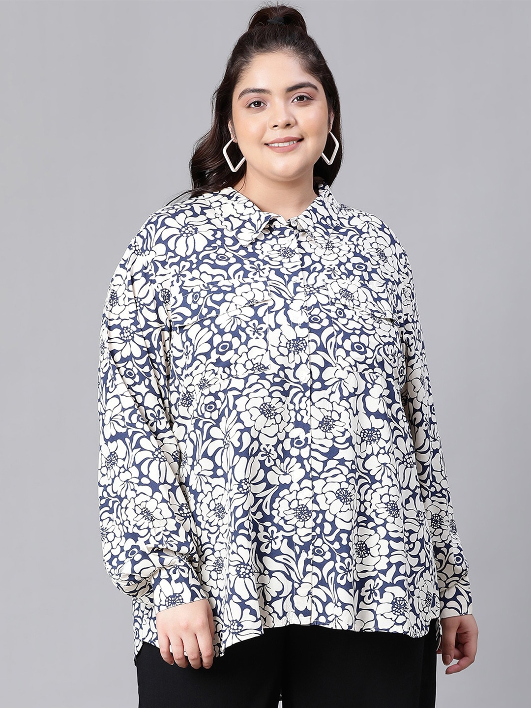 

Oxolloxo Plus Size Relaxed Fit Floral Printed Casual Shirt, Navy blue