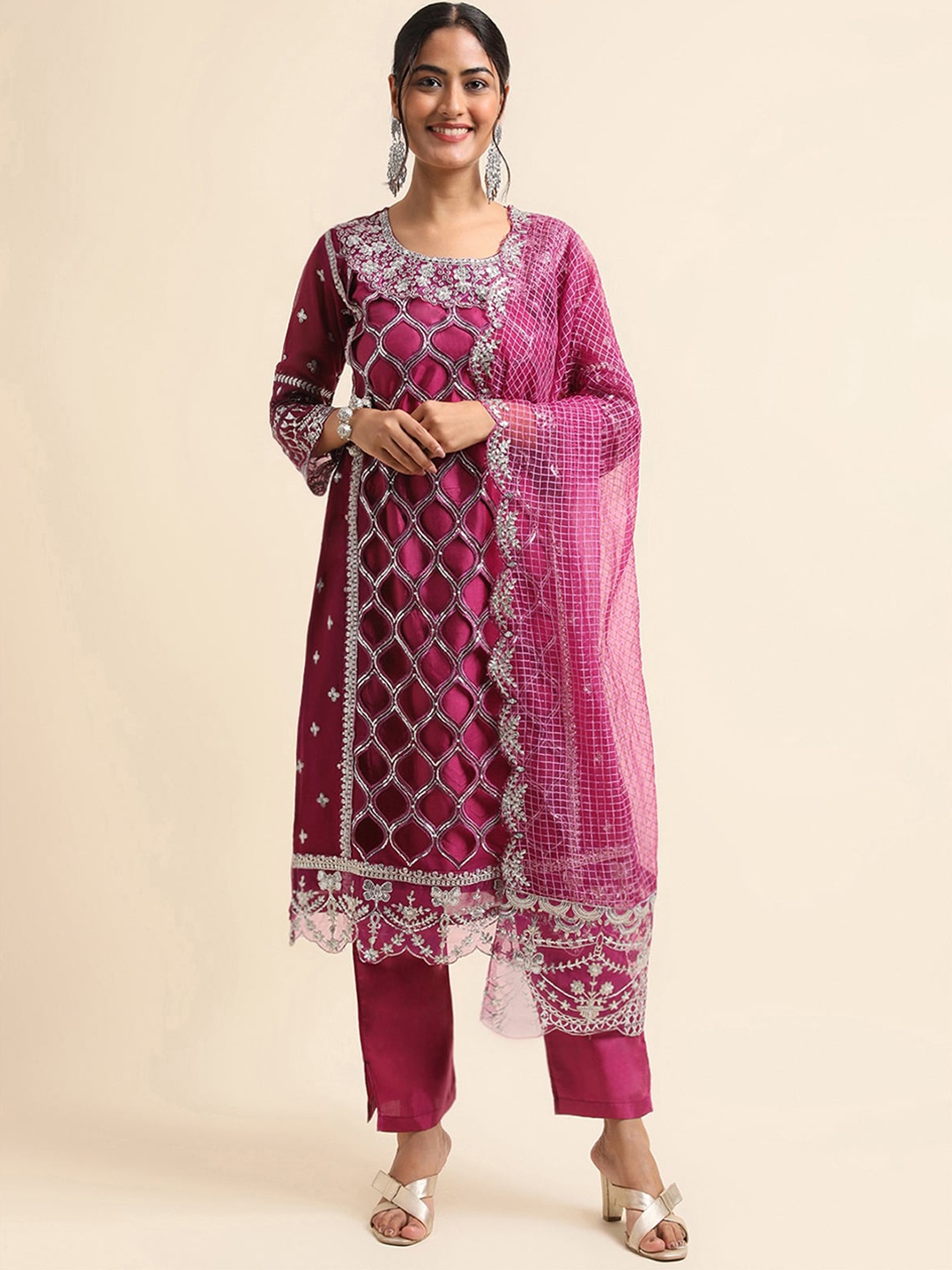 

ODETTE Ethnic Motifs Embroidered Sequinned Kurta With Trousers & Dupatta, Burgundy