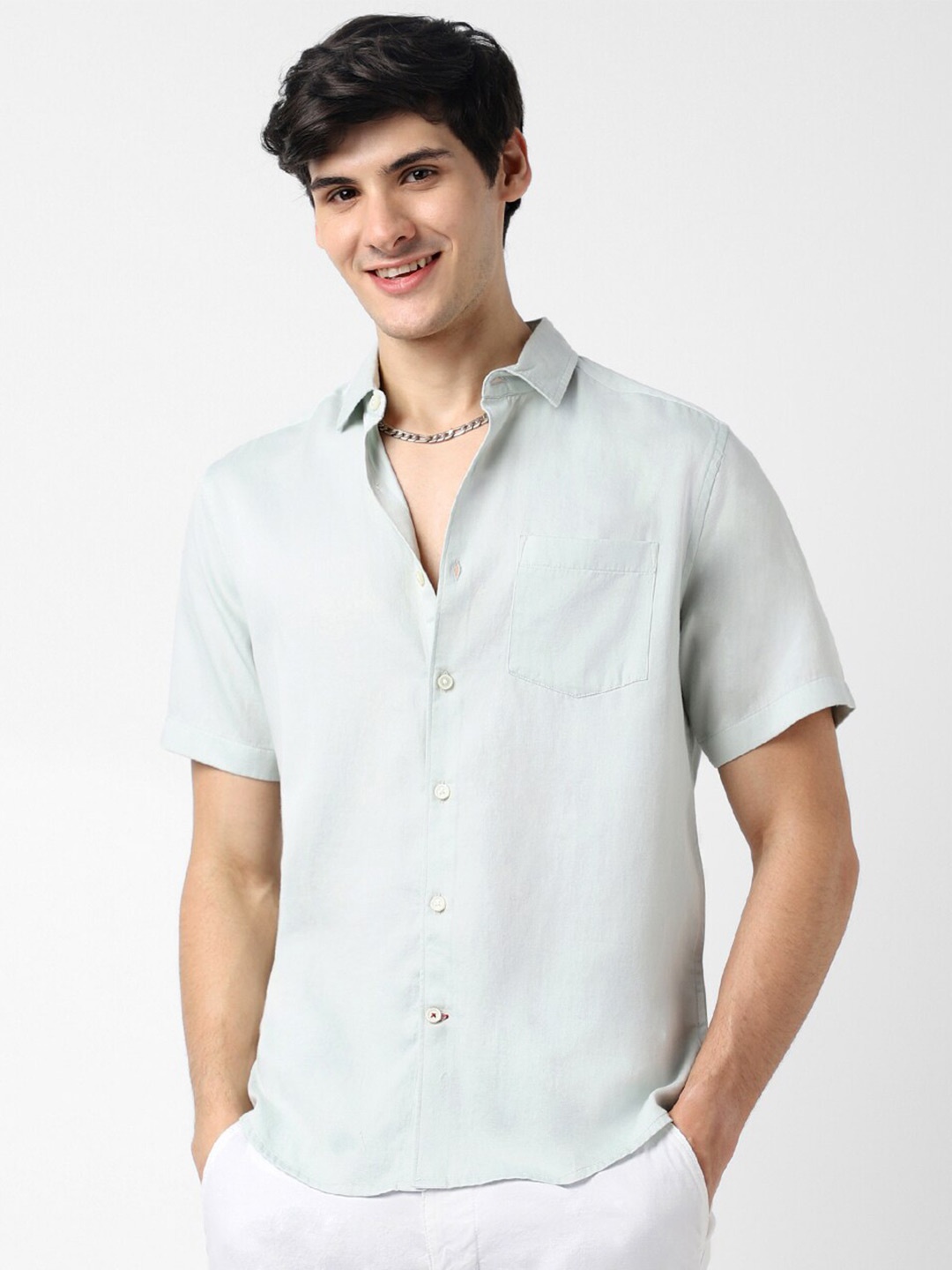 

VASTRADO Spread Collar Cotton Casual Shirt, Green