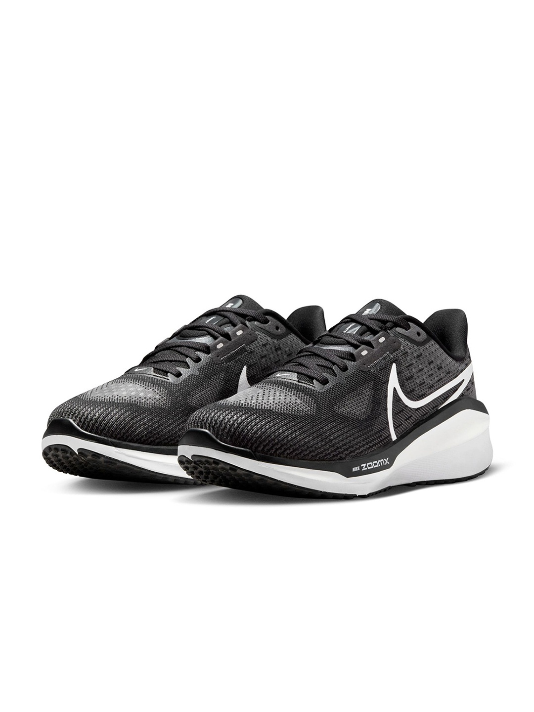 

Nike Women Vomero 17 Running Shoes, Black