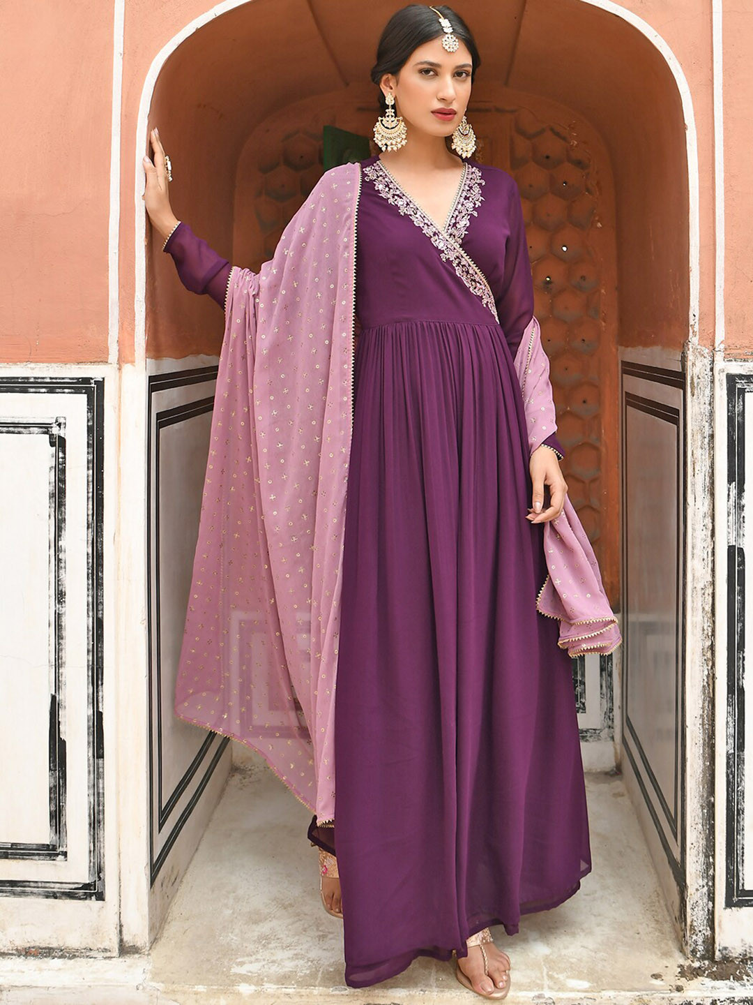 

Janasya Ethnic Motifs Embroidered Kurta with Dupatta, Purple