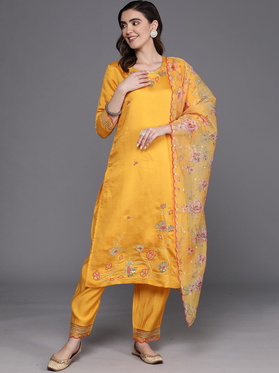 

Indo Era Floral Embroidered Regular Kurta with Trousers & With Dupatta, Yellow