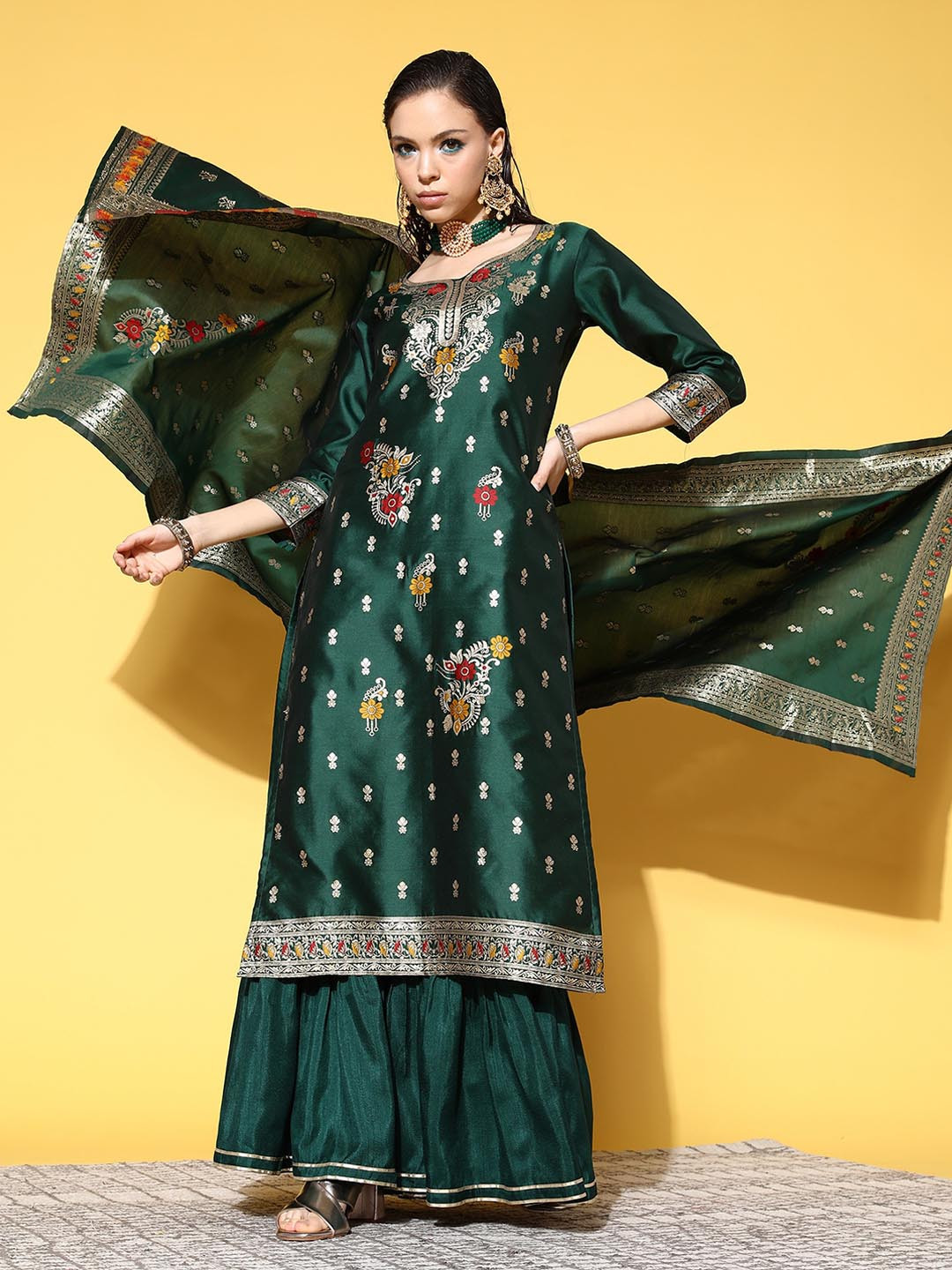 

Indo Era Ethnic Motifs Woven Design Regular Kurta With Sharara & Dupatta, Green