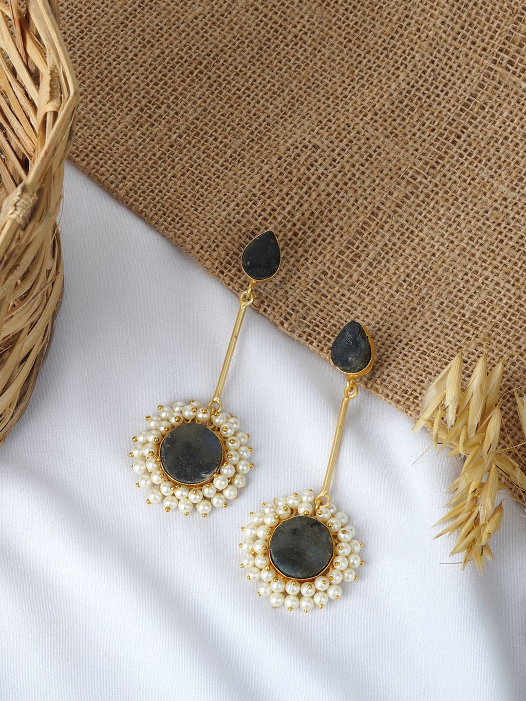 

TEEJH Gold-Plated Stone-Studded Drop Earrings