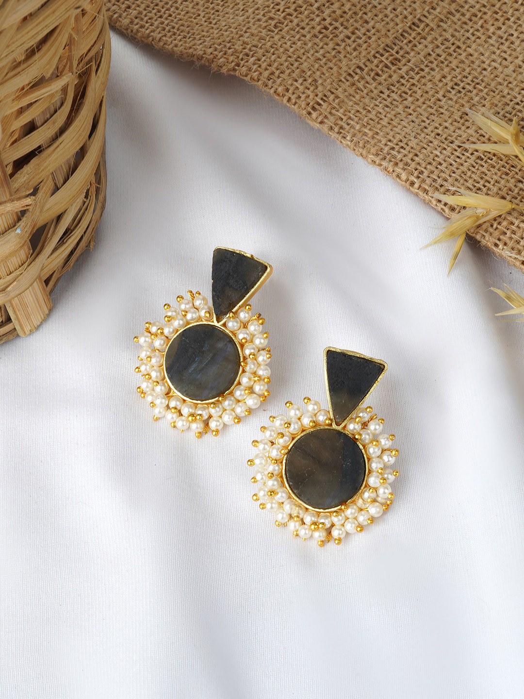 

TEEJH Gold-Plated Stone-Studded Drop Earrings