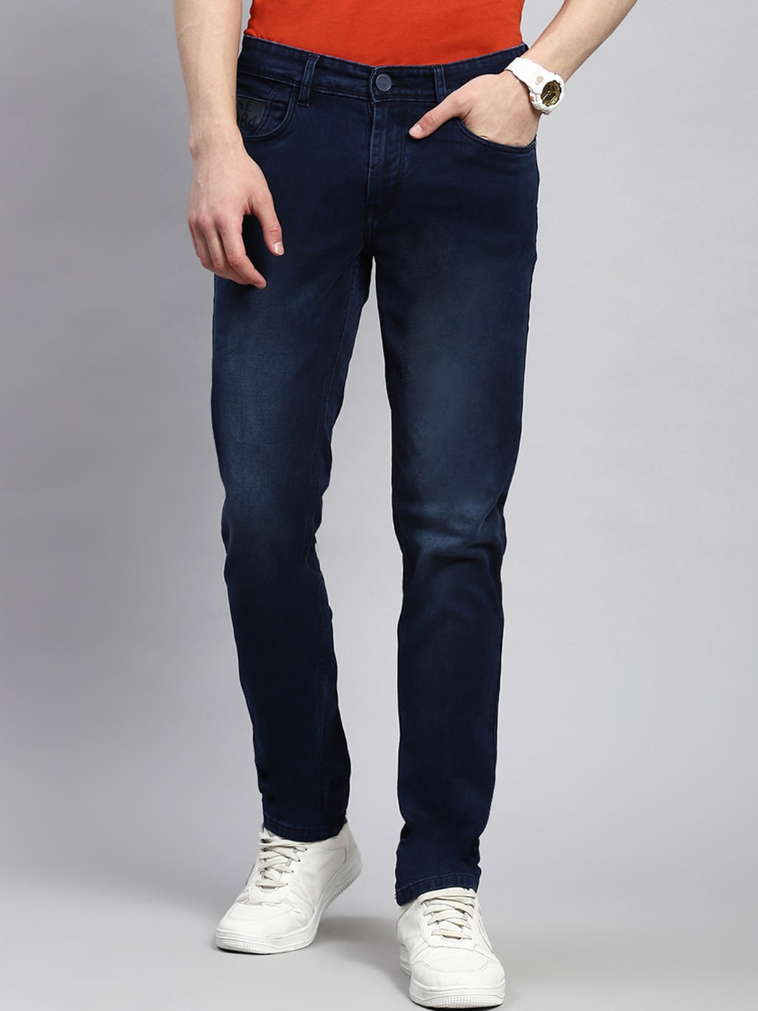 

Monte Carlo Men Mid-Rise Light Fade Clean Look Jeans, Blue
