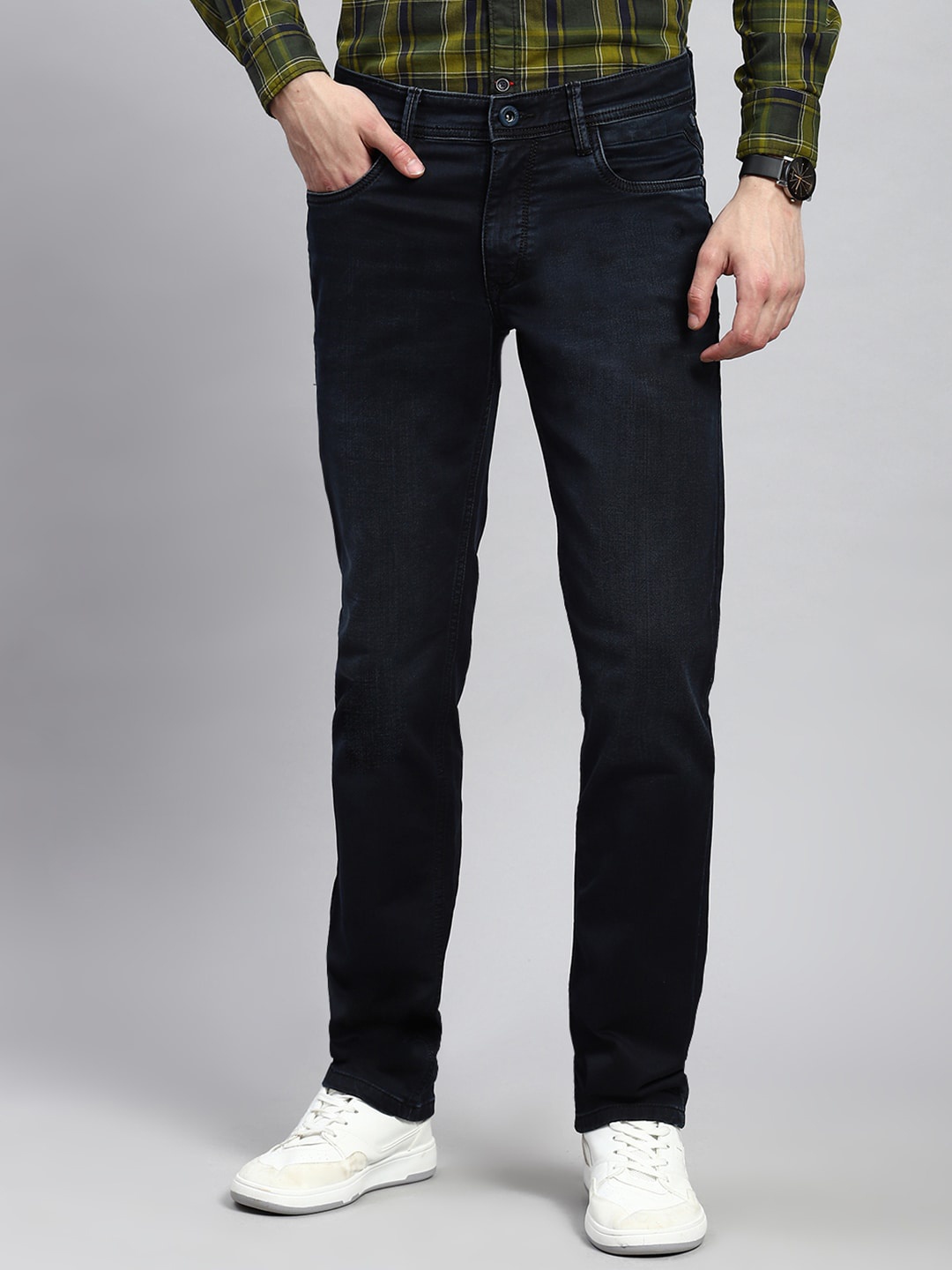 

Monte Carlo Men Clean Look Narrow Jeans, Blue