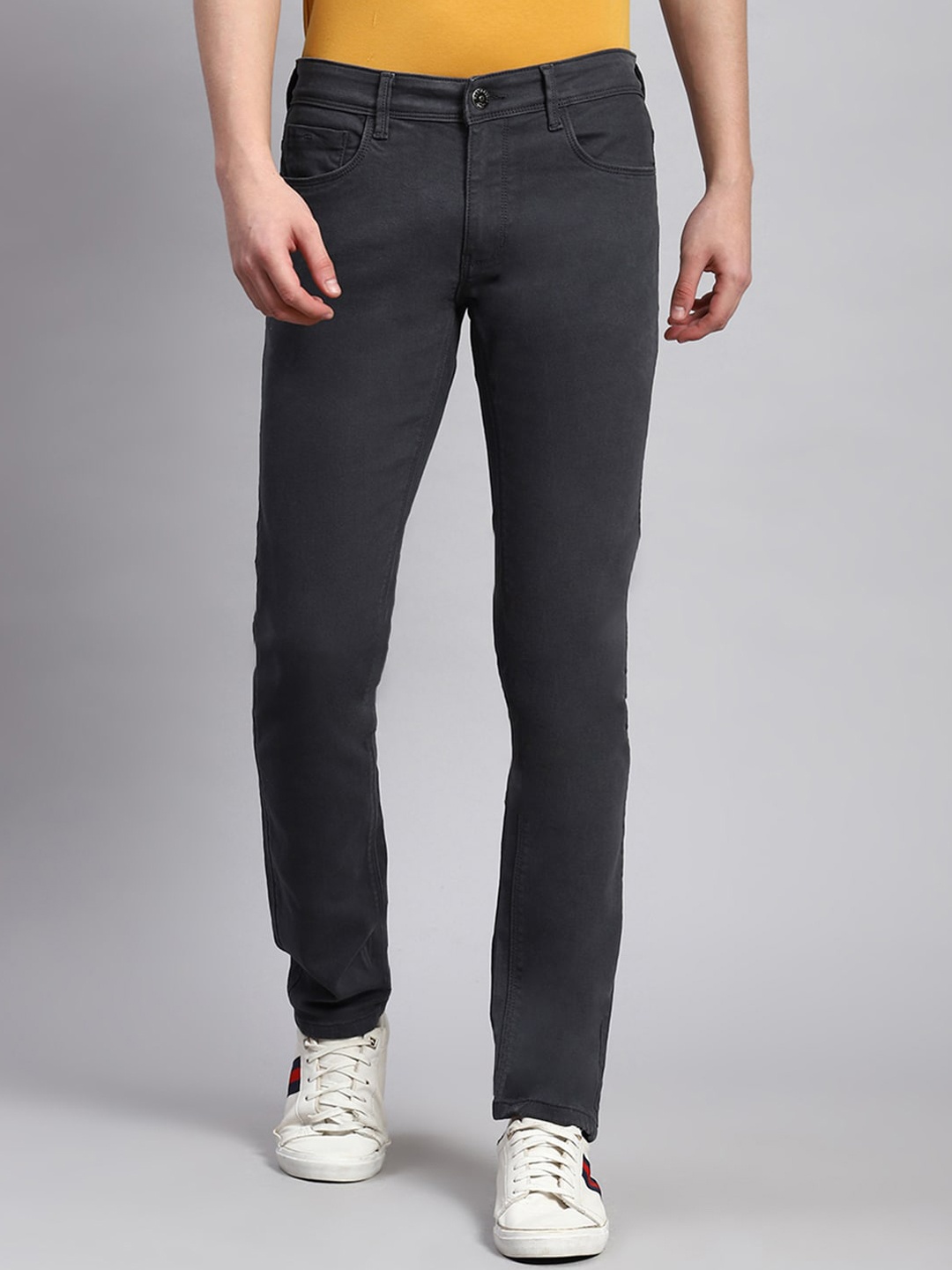 

Monte Carlo Men Narrow Mid-Rise Clean Look Jeans, Grey