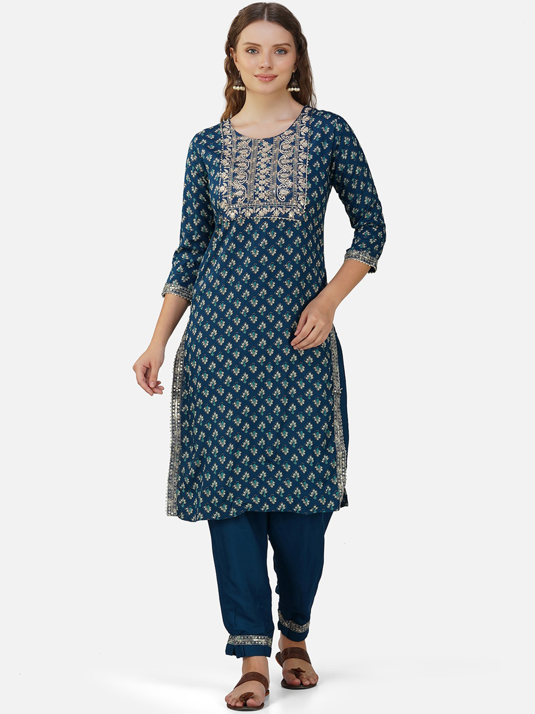 

Charitra Ethnic Motifs Printed Thread Work Sequined Gotta Patti Kurta with Trousers, Navy blue