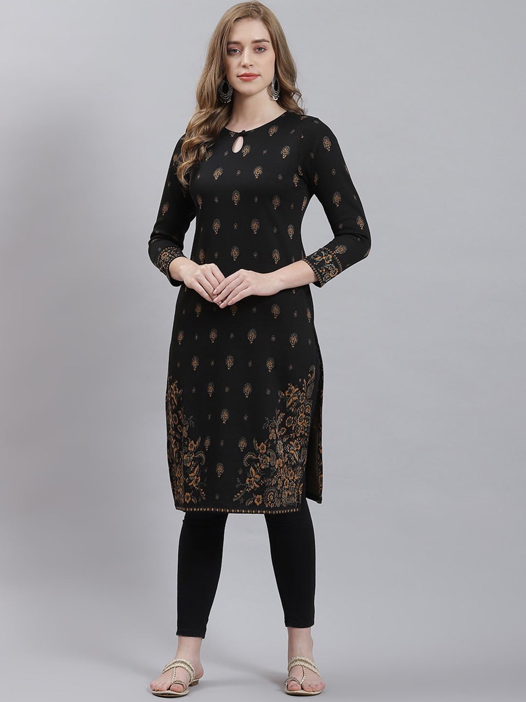 

Monte Carlo Ethnic Motifs Printed Keyhole Neck Woolen Straight Kurta, Black