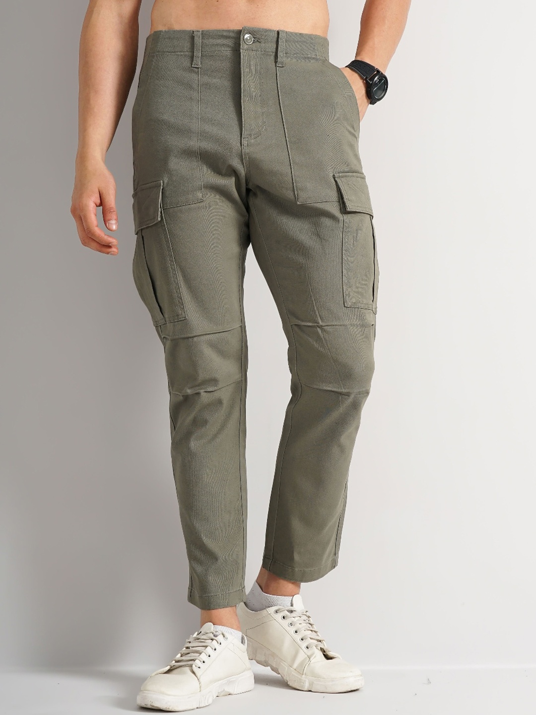 

Celio Men Cotton Cargos Trousers, Olive