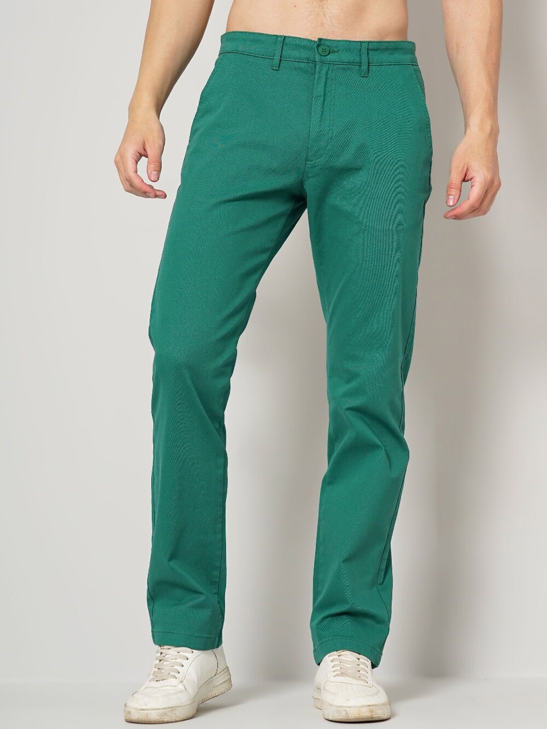 

Celio Men Mid Rise Cotton Chinos, Green