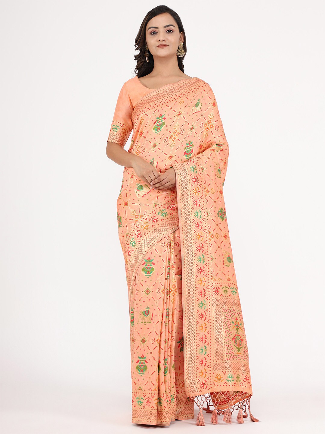 

YAVIRA SILK Ethnic Motifs Woven Design Saree, Peach