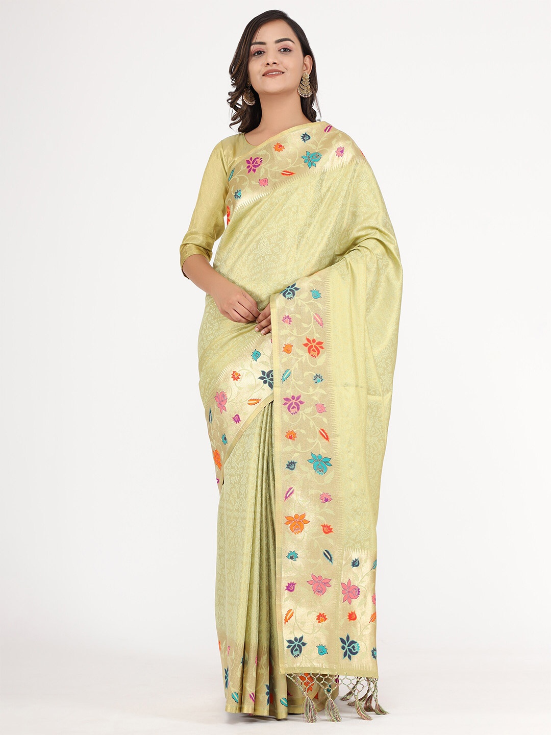 

YAVIRA SILK Ethnic Motifs Woven Design Zari Detail Saree, Green