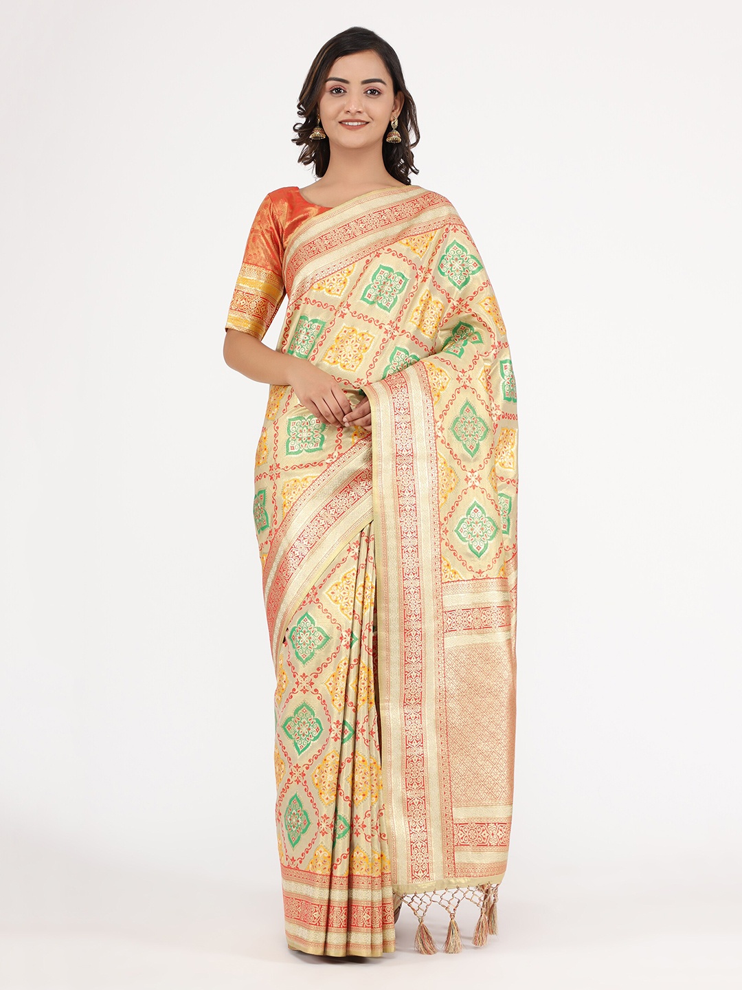 

YAVIRA SILK Ethnic Motifs Woven Design Zari Patola Saree, Cream