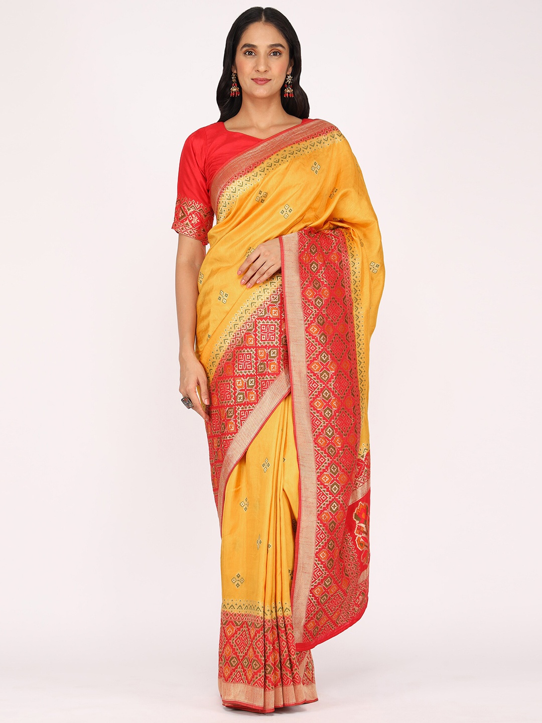 

YAVIRA SILK Ethnic Motif Woven Design Zari Saree, Mustard